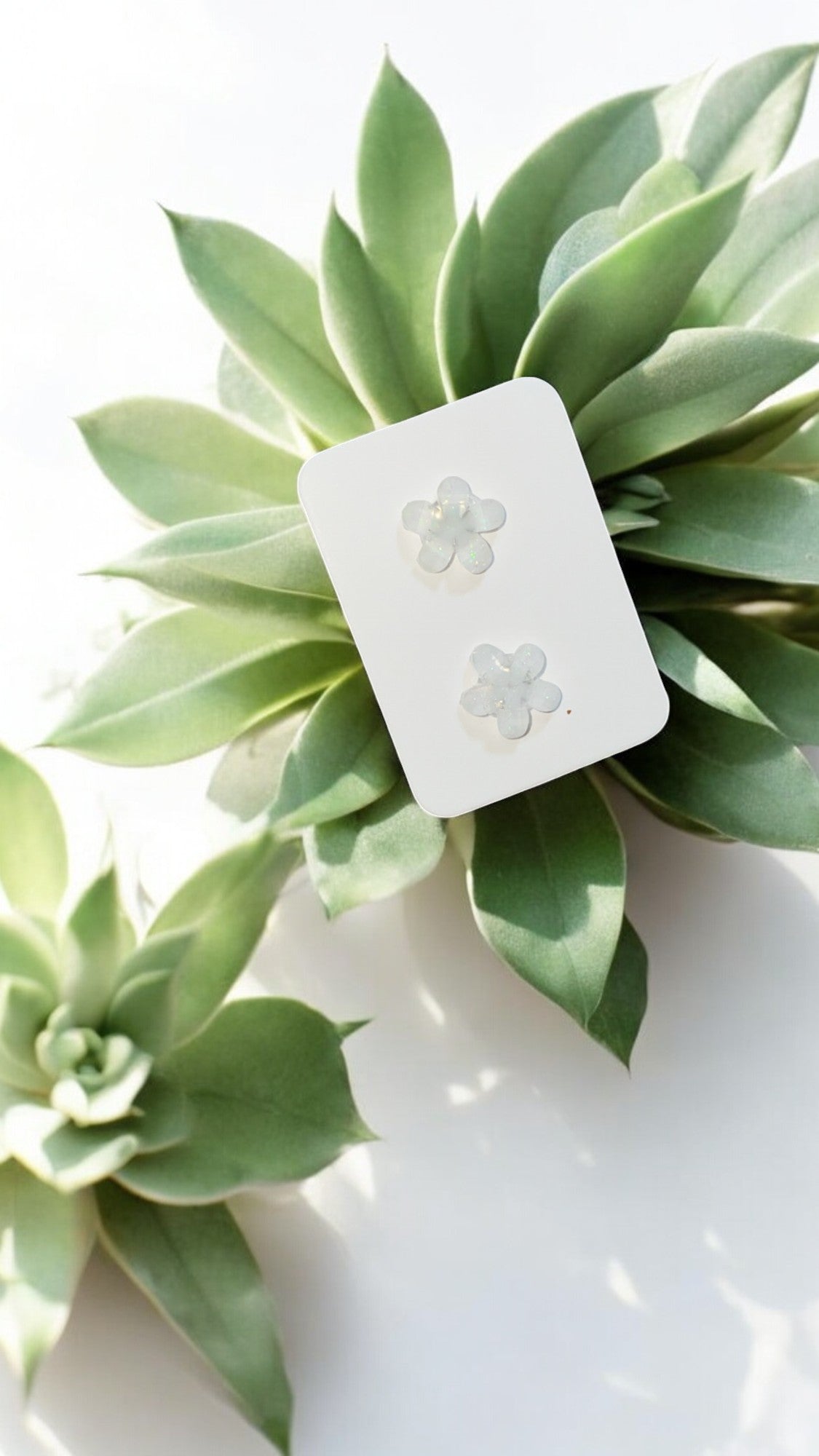 Boucles d’oreilles à formes – Élégance féminine et tendance