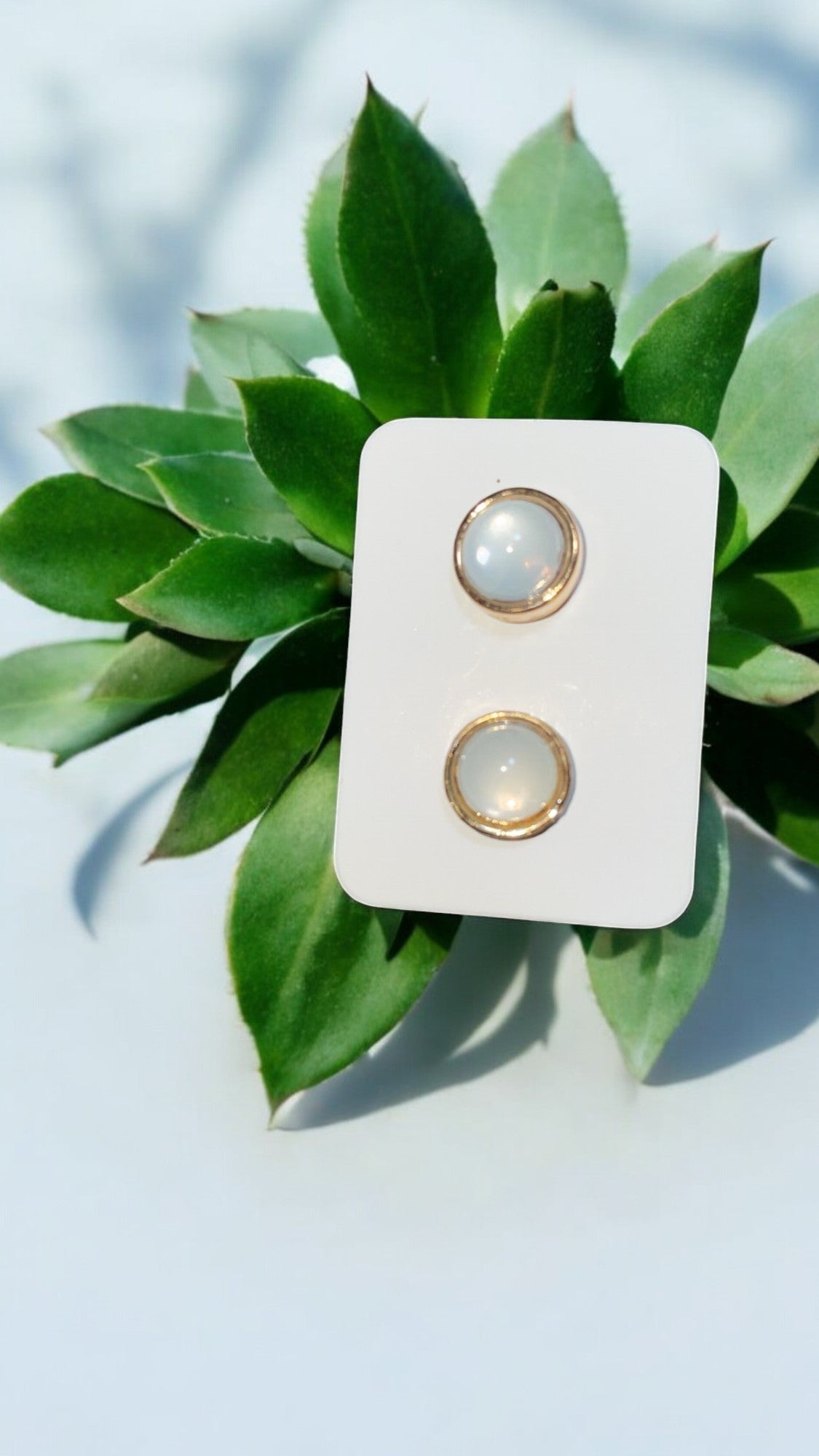Boucles d’oreilles simple – Élégance minimaliste