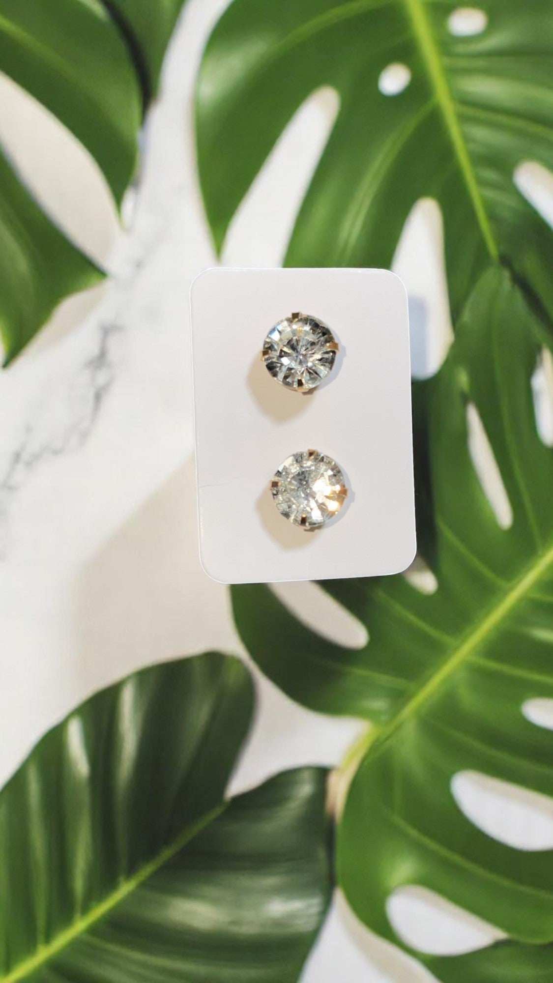 Boucles d’oreilles simple – Élégance minimaliste