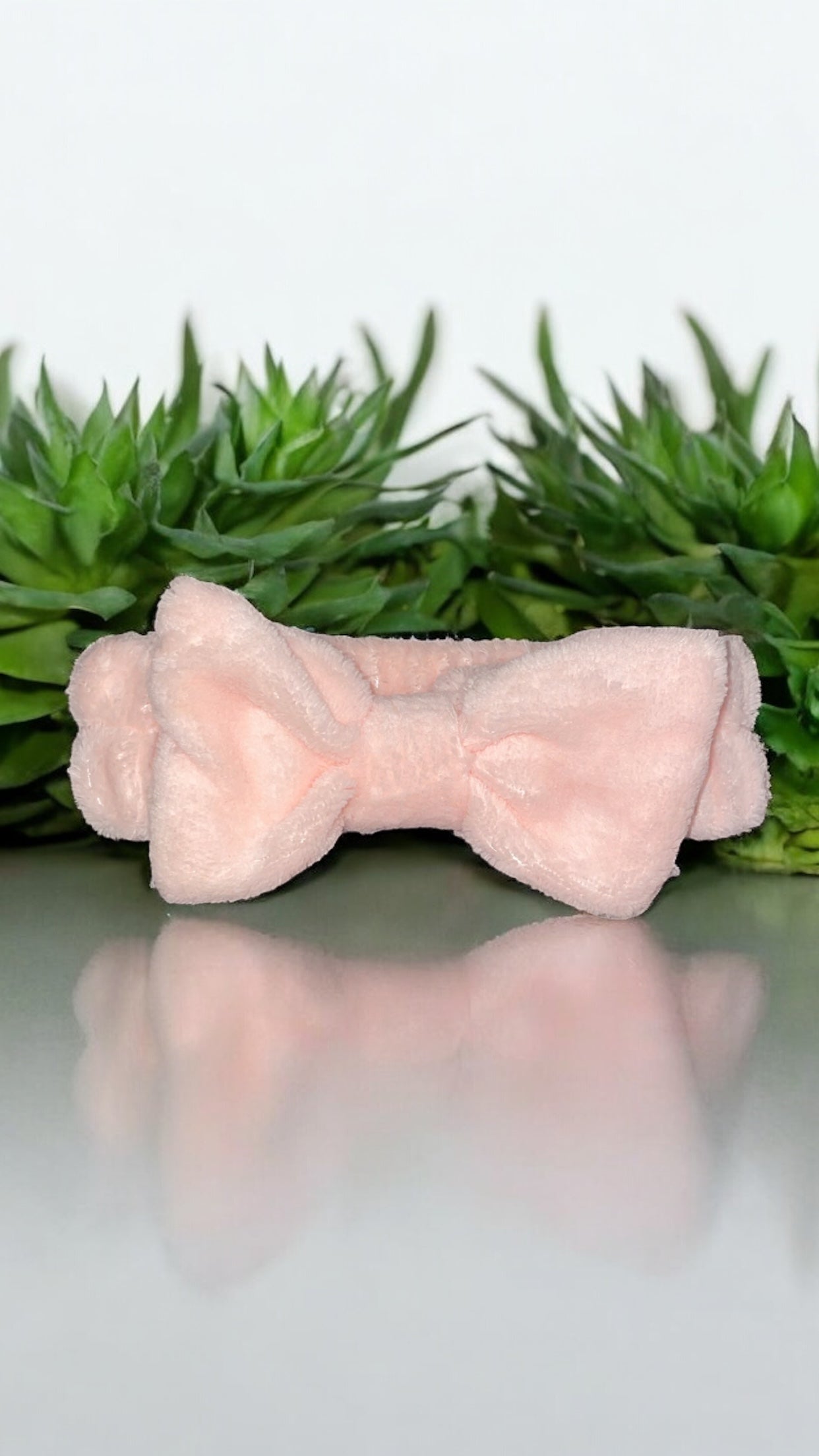Bandeau de soin doux avec nœud – L’allié cocooning de votre routine beauté 🧖♀️✨