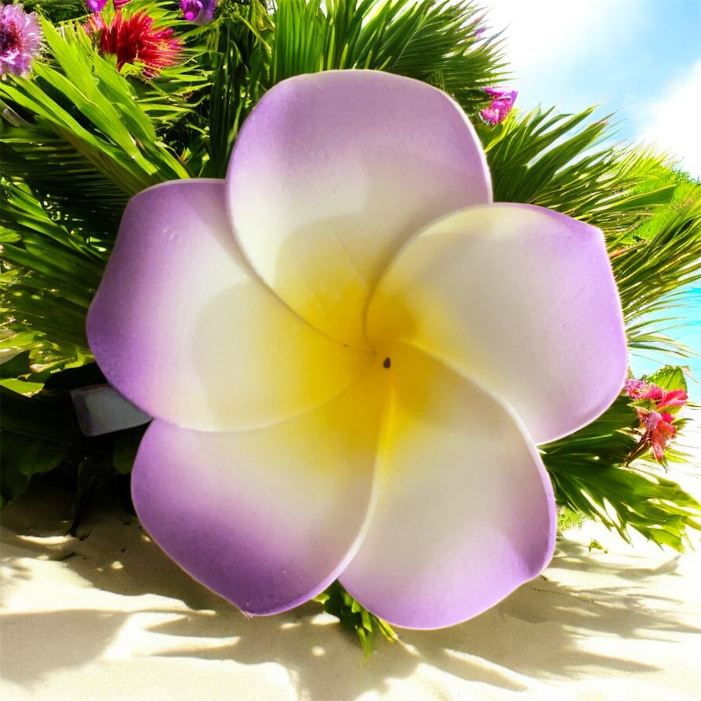 🌺 Barrette Fleur Plumeria – Évasion Hawaïenne au Bout des Cheveux !